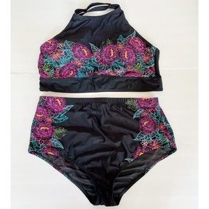 TORRID Black and Floral Swimsuit Bikini High Waisted Size 2